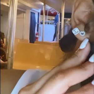 Meet your Posher, Michaela